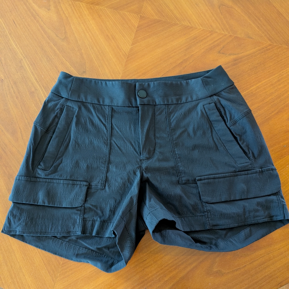 Athleta Black Cargo Shorts for Effortless Style